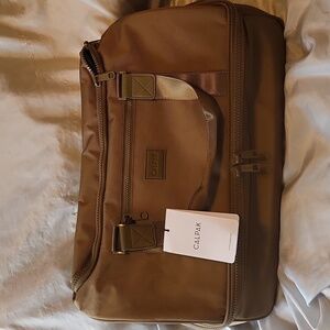 Calpak stevyn duffle BNWT Khaki